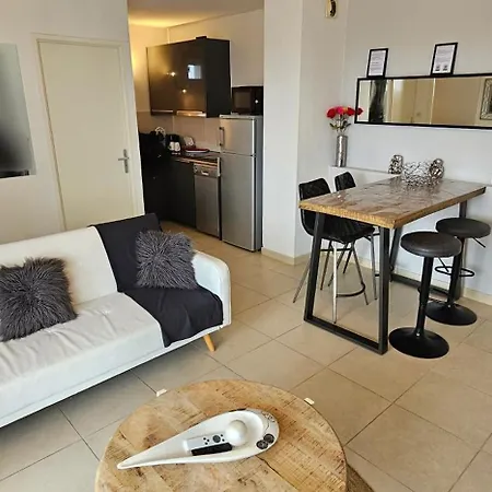 Double Avec Séparée - Village Naturiste Héliopolis Natura Cap D'agde *